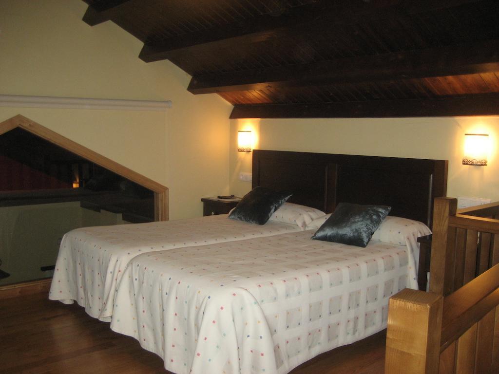 Apartamentos Rurales Romallande Пуэрто-де-Вега Экстерьер фото